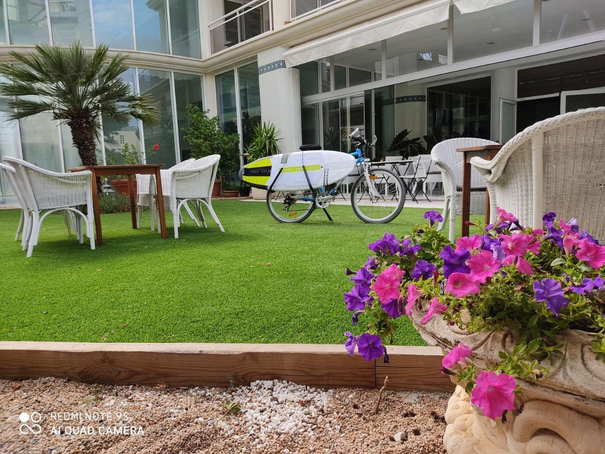 Hotel & Apartaments Thalassa Sport & Spa Росас Экстерьер фото