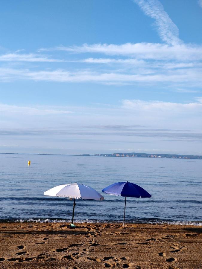 Hotel & Apartaments Thalassa Sport & Spa Росас Экстерьер фото