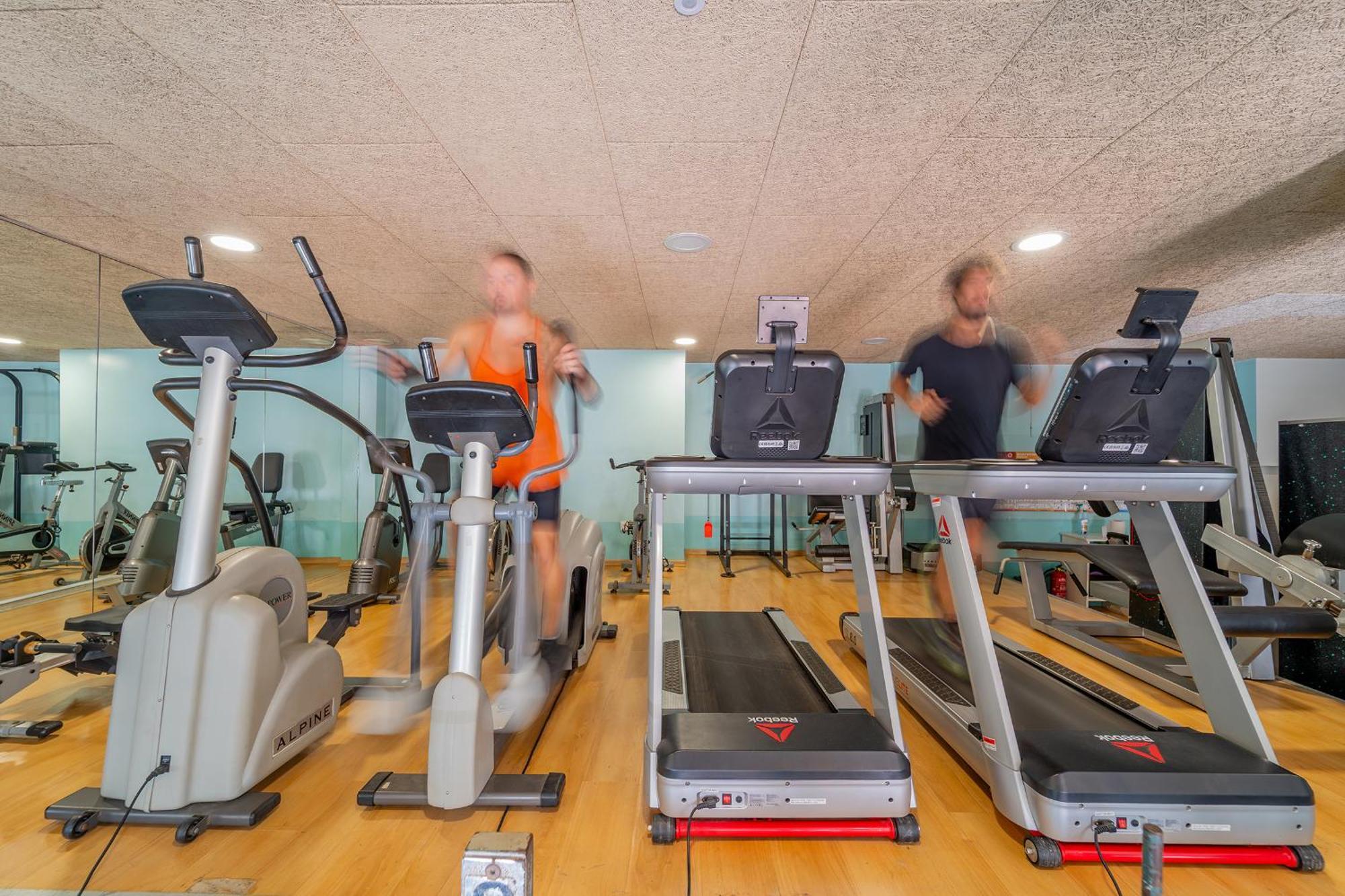 Hotel & Apartaments Thalassa Sport & Spa Росас Экстерьер фото